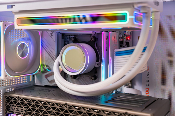 PC AMD GAMING LUXURY RYZEN 7 7800X3D - RX 9070 XT 16GB OC