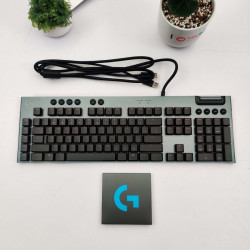 Bàn phím cơ Logitech G813 LIGHTSYNC RGB Clicky